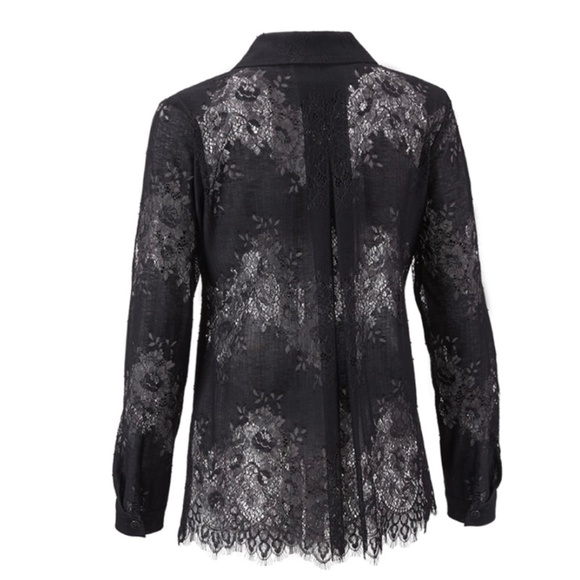 ✨NWOT✨ CAbi St Regis Blouse - Sz S - Picture 4 of 10